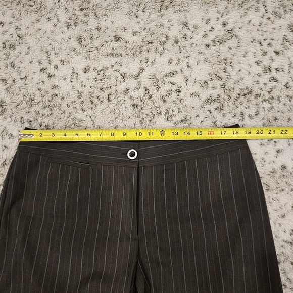 Chico's SZ 3/16 Flat Front Straight Leg Gray W/Blue Pinstripe Stretch Trouser - Picture 5 of 11